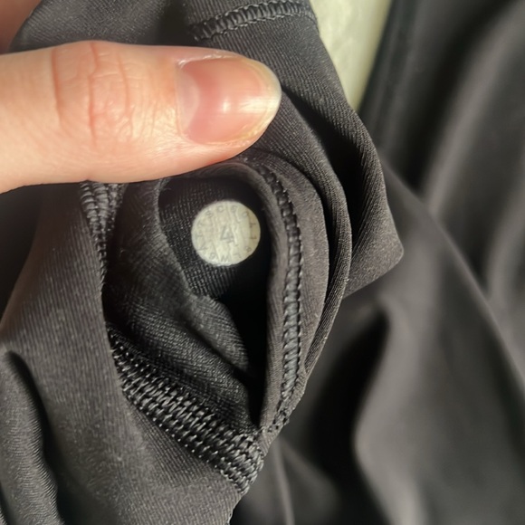 wunder under lululemon leggings - Picture 3 of 3